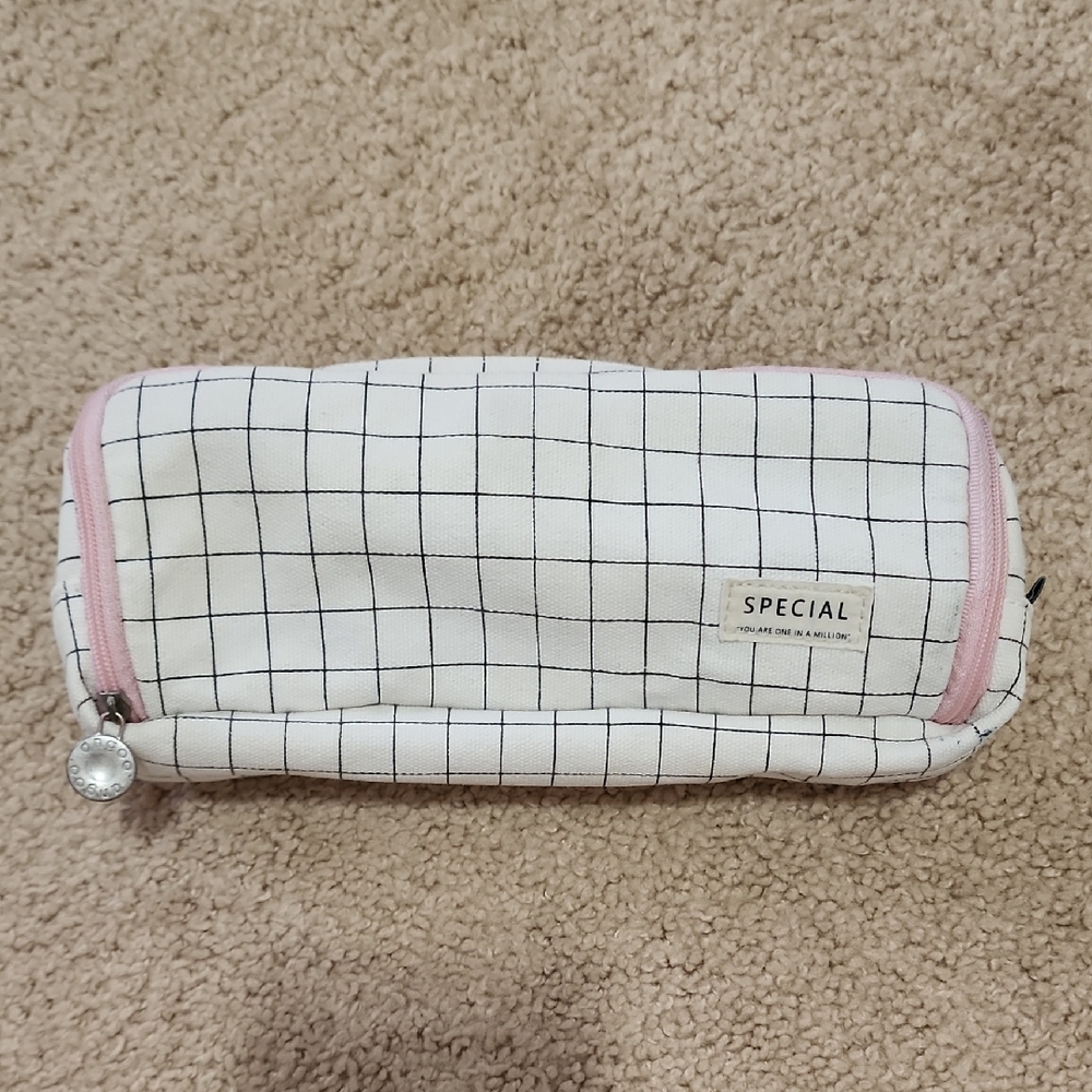 Angoo Pencil Pouch